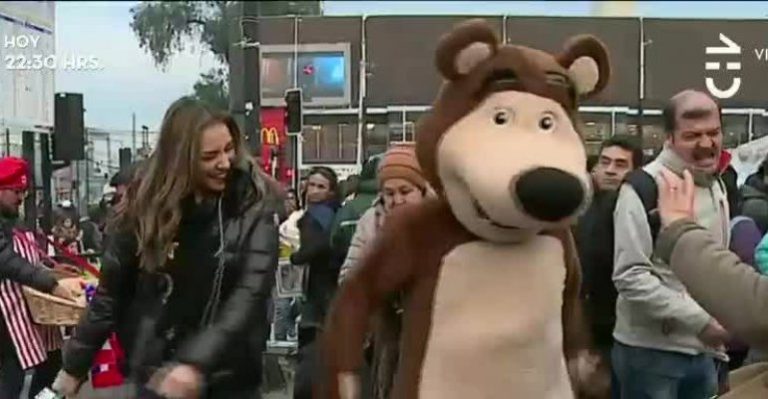 Carola de Moras desafió a los papás a bailar Swish Swish