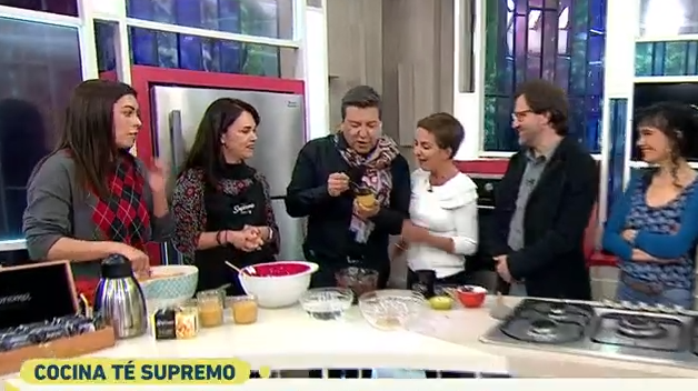 Mira la receta de mousse de manjar y chocolate al té