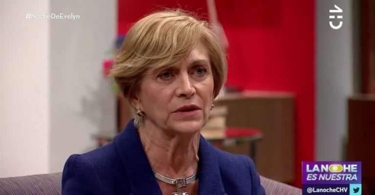 Evelyn Matthei se declaró totalmente feminista