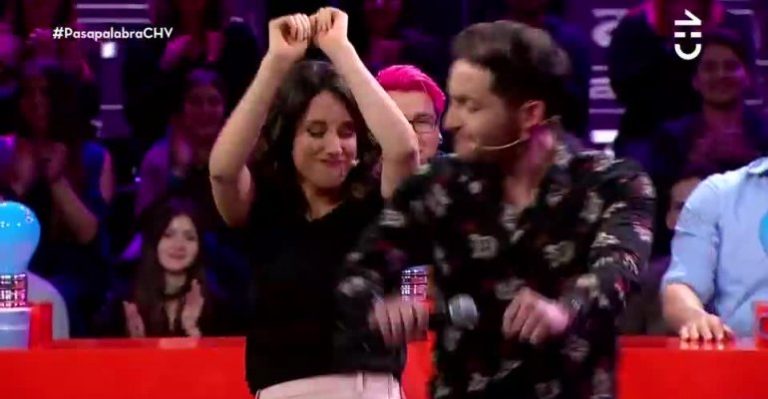 Hugo Valencia y Elisa Zulueta bailaron al ritmo de Daddy Yankee en Pasapalabra