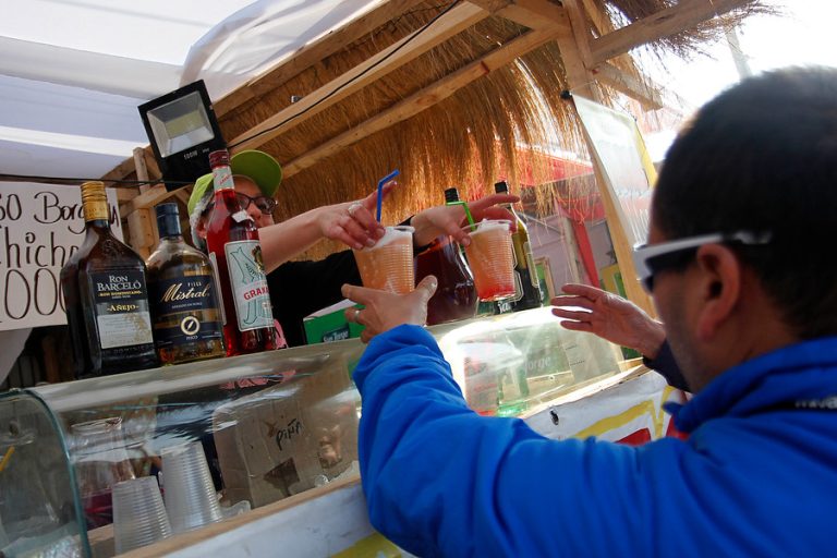 25% de los trabajadores que recibirán aguinaldo lo usarán para pagar deudas