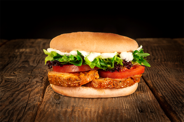 Arrollado de huaso: Lanzan sándwich con clásica preparación chilena para este 18 de septiembre