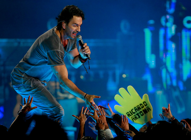 Ricardo Arjona se subió al Metro de Moscú y nadie lo pescó