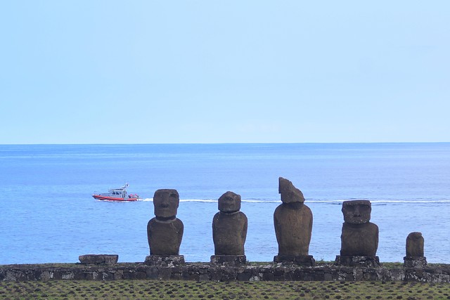 Delincuencia, recuperación cultural y residencia: Estos son los conflictos que debe enfrentar la mística Isla de Pascua
