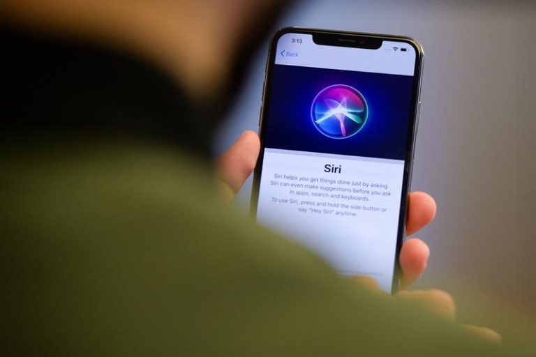 Robaron 18 iPhones nuevos a turistas chilenos en Miami: habían invertido 12 millones de pesos