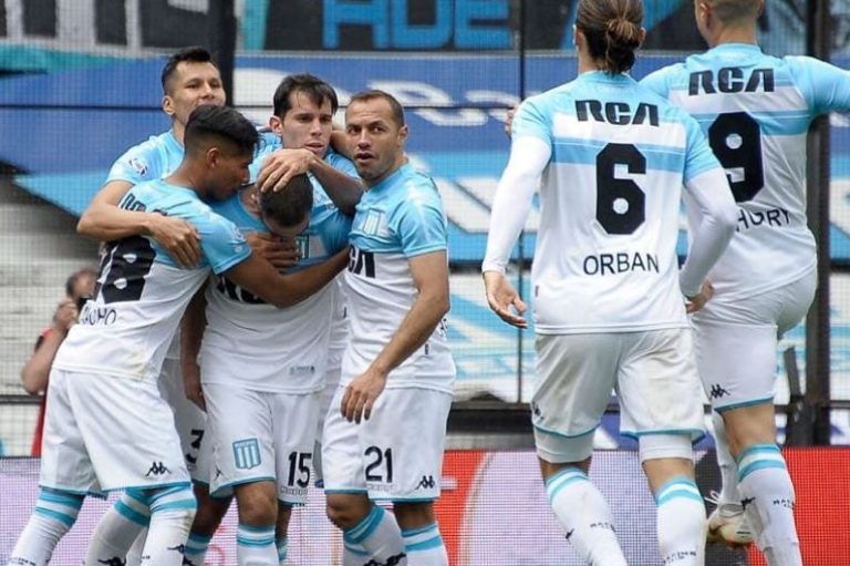 El crack de Racing es chileno, los hinchas lo alaban y suma interés de un grande de Argentina