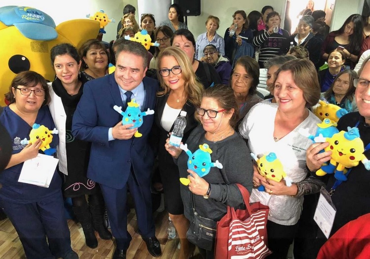 Con fondos destinados a educación: Cathy Barriga gastó $54 millones en peluches similares a Pikachu
