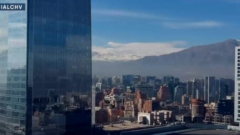 El vivencial en CHV Noticias: Subiendo los 62 pisos de la torre más alta de América Latina a pie