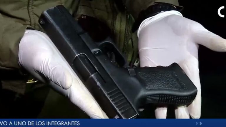Con su arma de servicio: Carabinero de franco frustró asalto a supermercado en Maipú