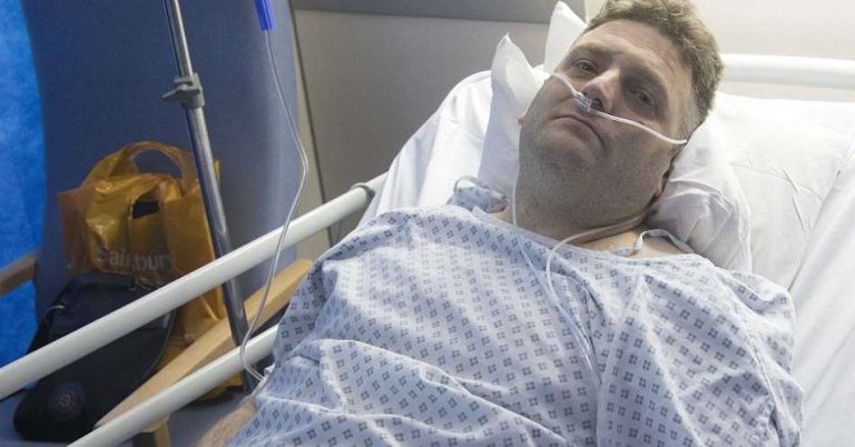 Fallido estreno: Hombre que recibió pene artificial debió volver a urgencias tras sostener su primera relación sexual