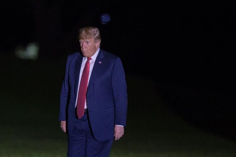 ¿Se instauran las trumpicosas? La situación que vivió el Presidente de EE.UU. y que se convirtió en viral