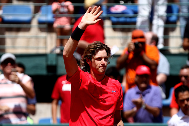 Jarry venció al 6° del mundo y hace historia al meterse en octavos del Master de Shanghai