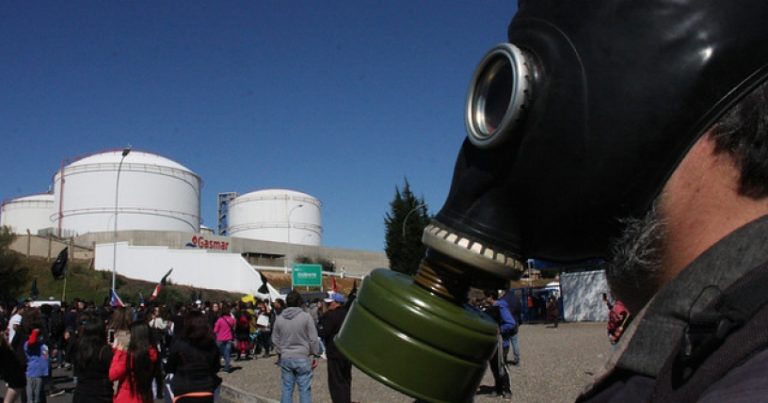 Personal de la PDI inspeccionó planta ENAP en Quintero y terminaron intoxicados