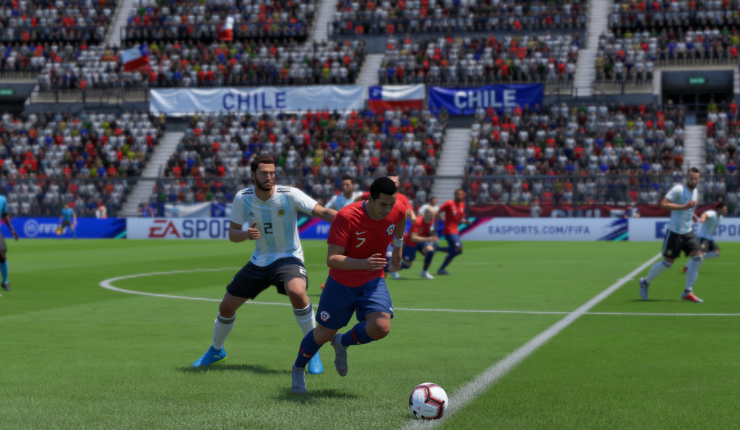 FIFA 19 le gana a PES: Es el juego de fútbol más completo y satisfactorio del año