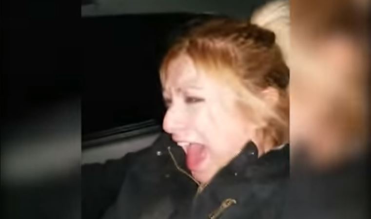 “¡Mi amor, cuidado!”: Así fue la terrible broma que un esposo le jugó a su mujer mientras ella dormía