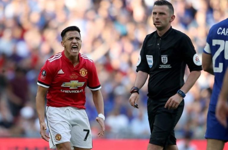 Prensa británica sepulta a Sánchez en el United: 