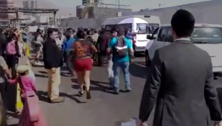 100 pobladores atacaron a la comitiva presidencial durante visita de Sebastián Piñera a Iquique