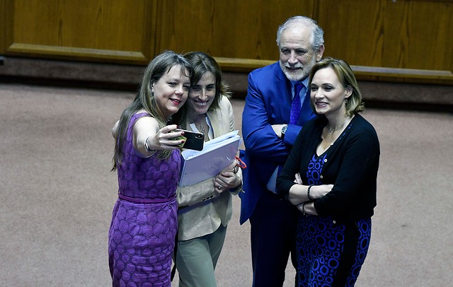 Hubo acuerdo: Senado aprobó el proyecto Aula Segura con 33 votos a favor y 1 en contra