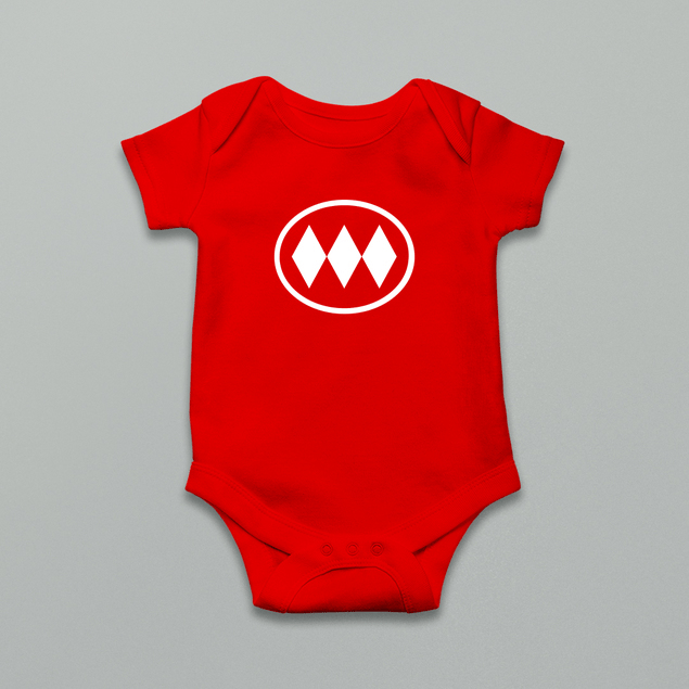 Desde un pilucho para bebé hasta una taza: Metro de Santiago abrió tienda temática de souvenirs