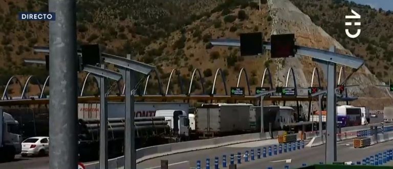 Comenzó la salida masiva de automóviles de Santiago durante este fin de semana largo