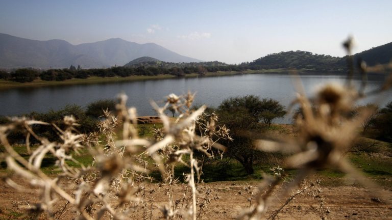 ¡A cuidar el agua! Embalses en Chile registran un déficit del 23%