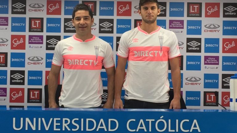 U. Católica jugará con camiseta rosada para sensibilizar sobre el cáncer de mamas