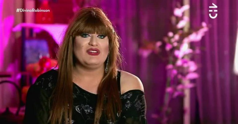 Participante de Mi Divina Comida recibió a sus invitados vestido de mujer