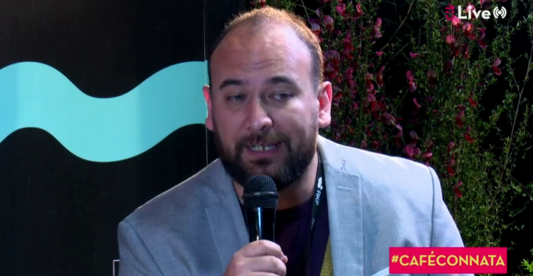 Natalia Valdebenito conversó con el director del festival de Valdivia