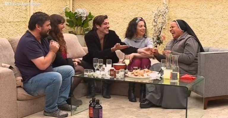 La Divina Comida | ¿Quién se sentará en mi mesa? | Capítulo 19 - Parte 2