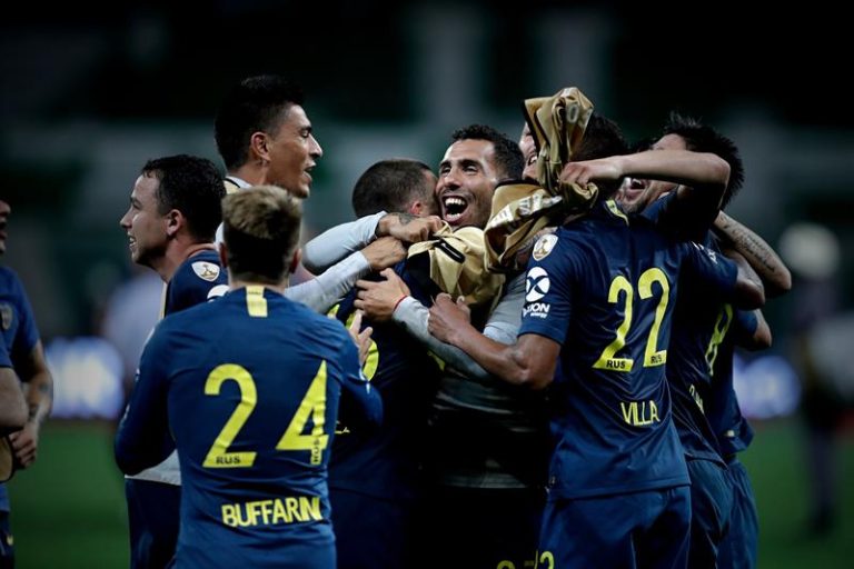 Boca Juniors venció a Palmeiras y se medirá a River en inédita final