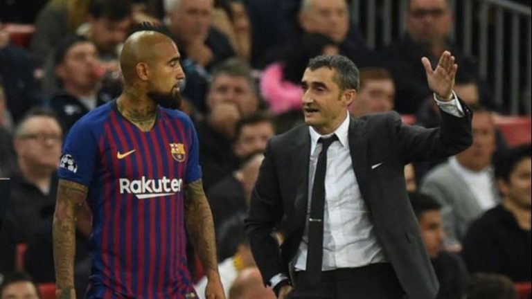 Arturo Vidal alabado por el DT del Barça: 