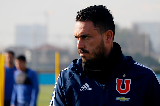 “La verdad por sobre todo”: El tuit con que Pinilla dio cuenta que sigue siendo parte de la U