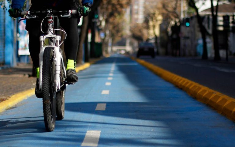 Reporteo en 360°: Así vive un ciclista por las calles de Santiago