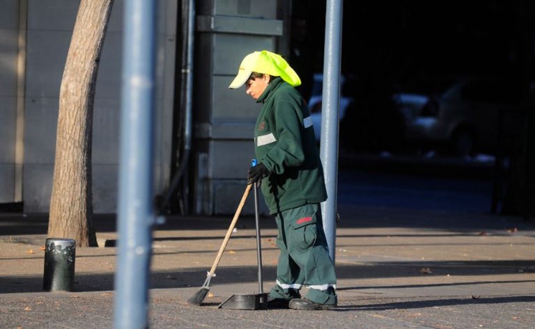 De 40 a 45 horas semanales: Congreso iniciará la discusión del proyecto que busca reducir la jornada laboral