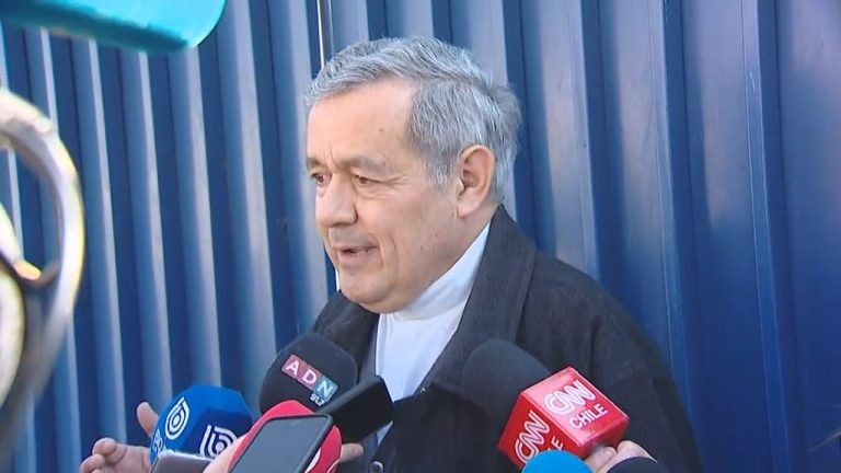 Durante tres horas el ex obispo Juan Barros declaró ante la fiscalía de O´Higgins