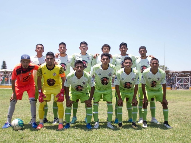 Con Jack Sparrow en su pecho: La insólita insignia de equipo peruano que está a punto de ascender a Primera