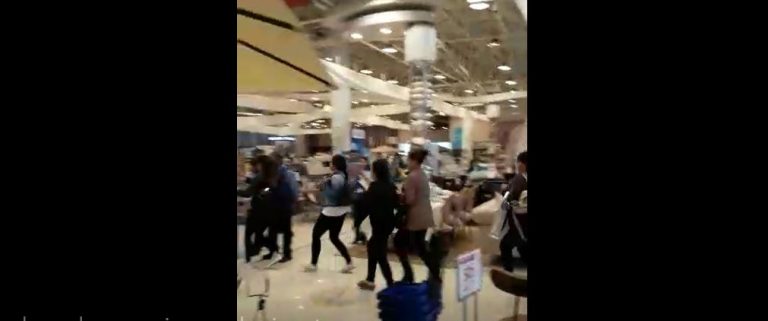 “Mira cómo entran (…) estas son las viejas enfermas”: La frase con que un trabajador describió locura por comprar un “Duende Mágico”