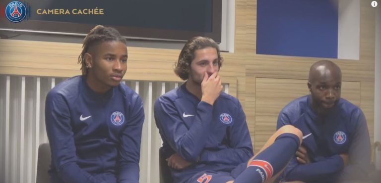 No escupir y levantar la mano para hablar con el árbitro: Las “nuevas reglas” del PSG
