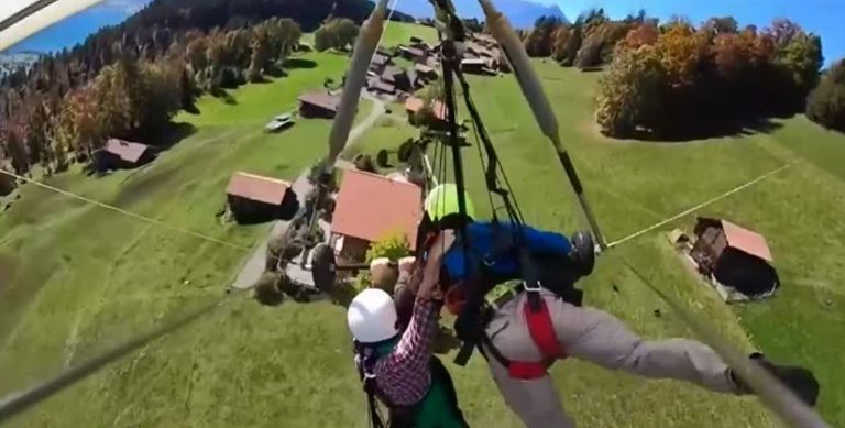 Aterrador: Instructor olvidó atarlo al parapente y tuvo que aferrarse para sobrevivir