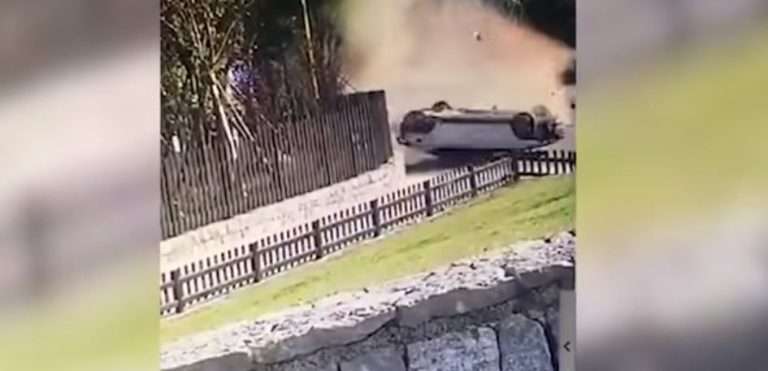 Perdieron el control del automóvil por estar peleando: Pareja protagonizó impactante accidente vehicular