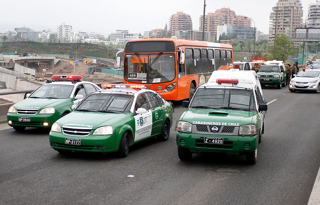 Carabineros fue apuñalado por delincuentes en el tórax y estómago tras intentar frustrar un robo