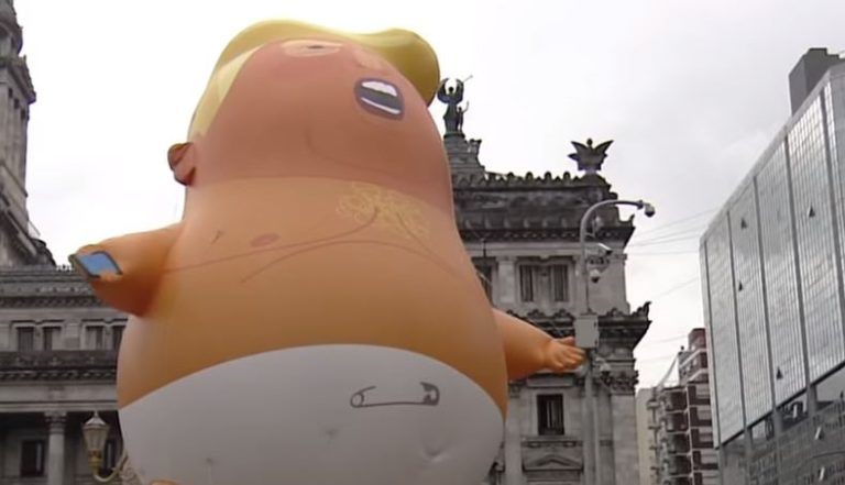 Con enorme inflable de Donald Trump bebé contrarios a Cumbre del G20 se manifestaron en Buenos Aires
