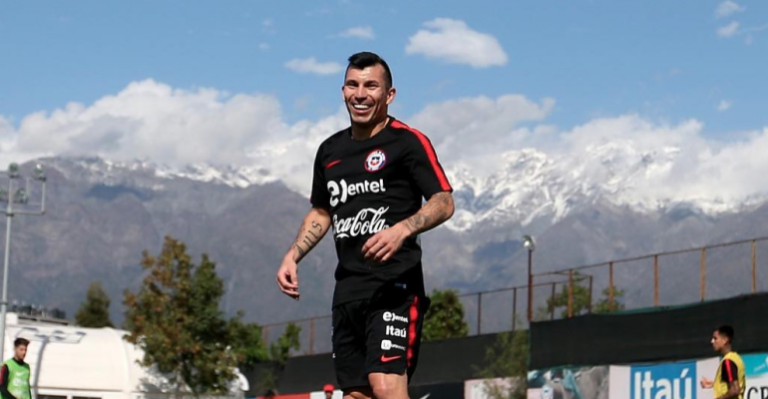 Gary Medel celebró triunfo de Daniel en Pasapalabra