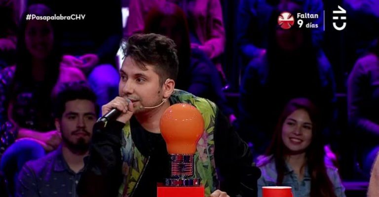 Fabrizio Copano sacó risas por su forma de cantar tan triste