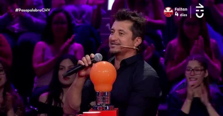 Nicolás Peric se lució cantando “Paramar” de Los Prisioneros