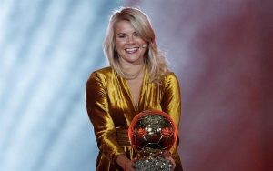 La sexista pregunta que le hicieron a Ada Hegerberg, la futbolista noruega que ganó el Balón de Oro