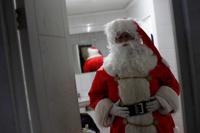 Profesora les confesó a sus alumnos que el Viejito Pascuero no existía y la despidieron ipso facto