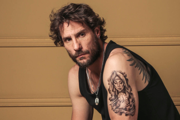 Clon argentino de Gonzalo Valenzuela impacta a sus seguidores