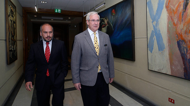 “La prensa distorsionó el cuento”: Diputado Urrutia se defendió tras ser acusado de burlarse de discurso en mapudungún