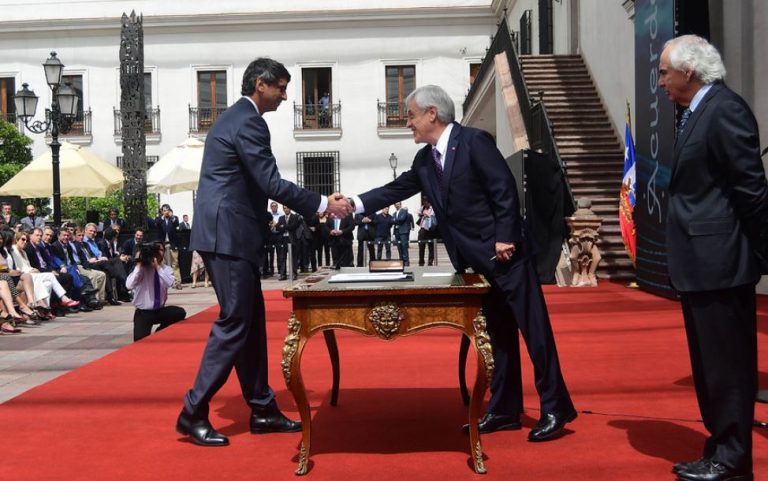 La historia del biólogo que se transformó en el primer ministro de Ciencia y Tecnología en la historia de Chile